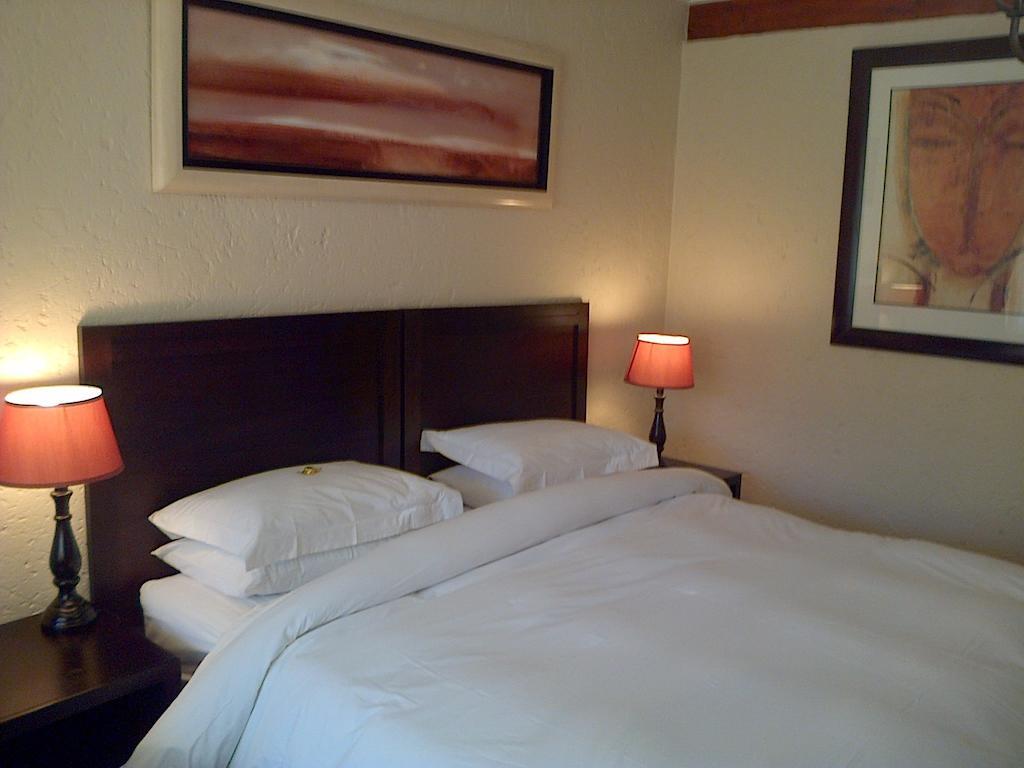 Jubilee Lodge Guest House Joanesburgo Quarto foto