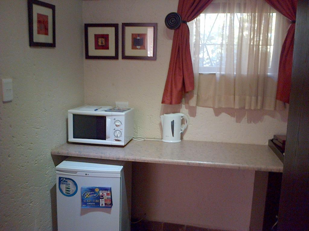Jubilee Lodge Guest House Joanesburgo Quarto foto