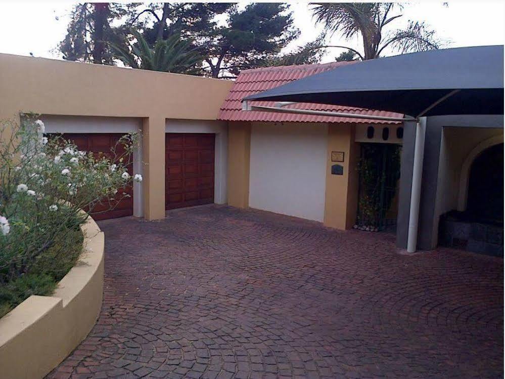 Jubilee Lodge Guest House Joanesburgo Exterior foto