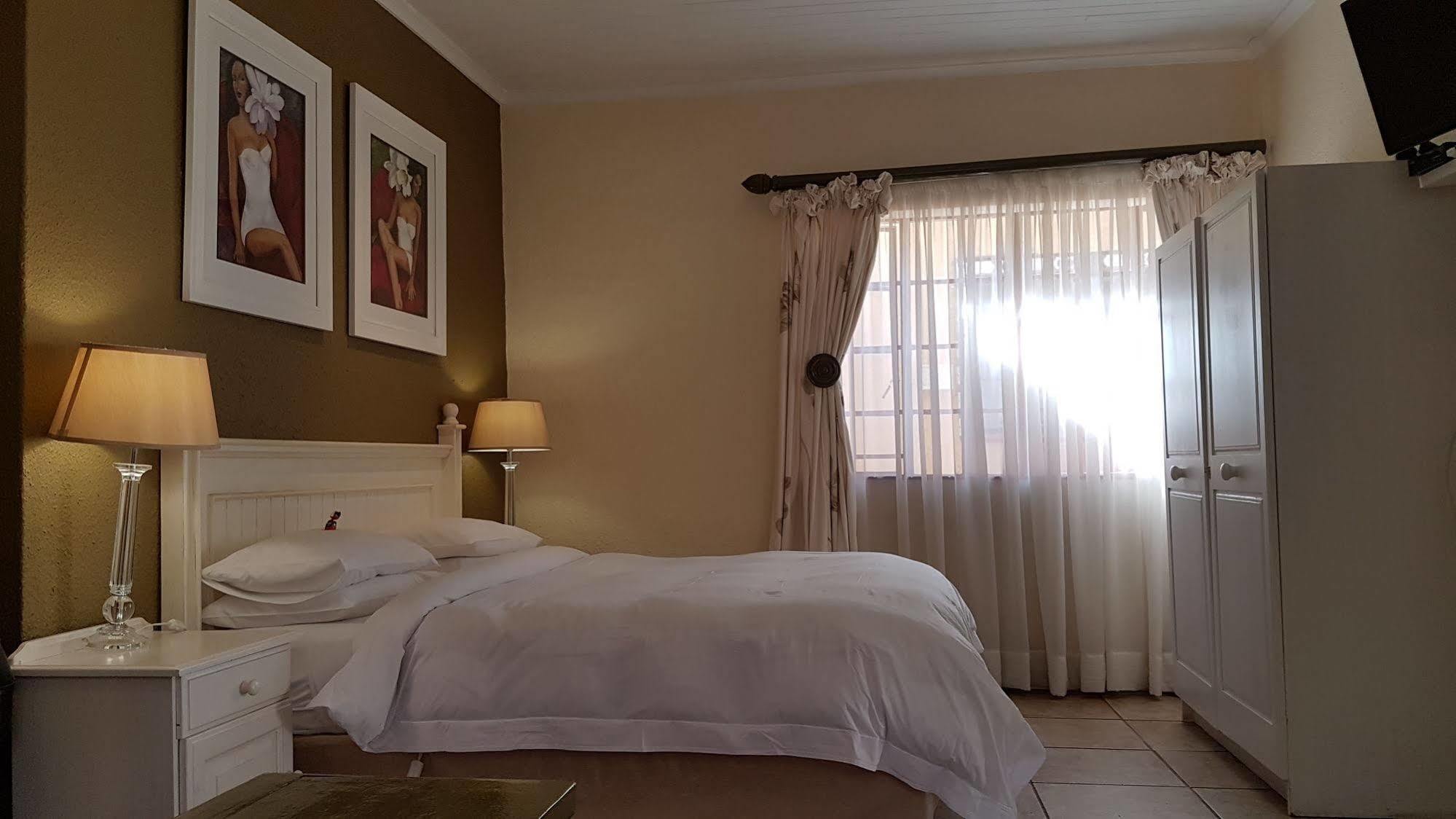 Jubilee Lodge Guest House Joanesburgo Exterior foto