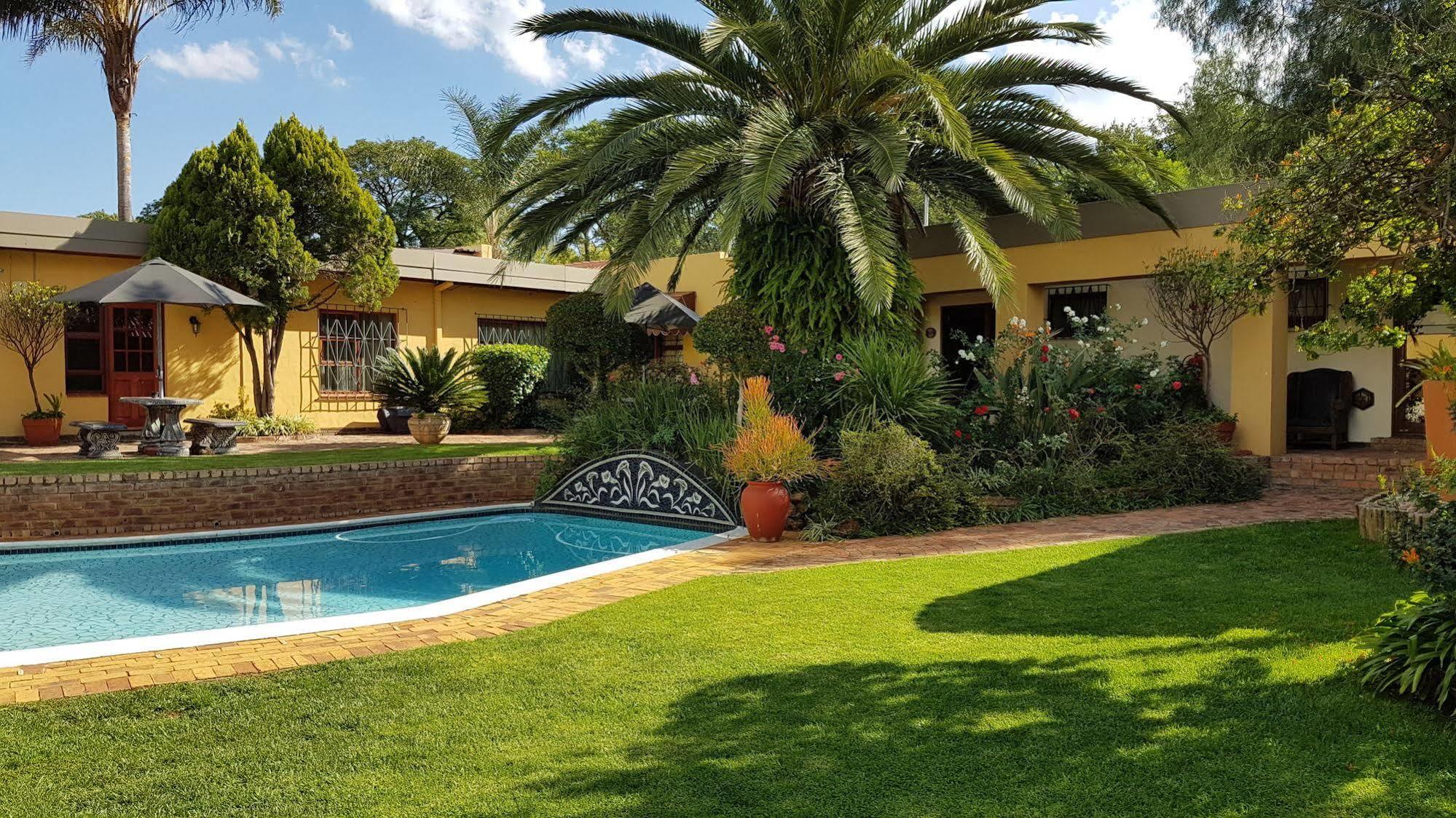 Jubilee Lodge Guest House Joanesburgo Exterior foto
